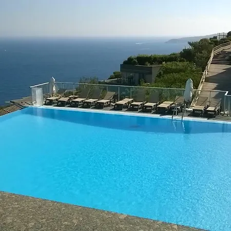 Zen Costa Plana Cap-d'Ail